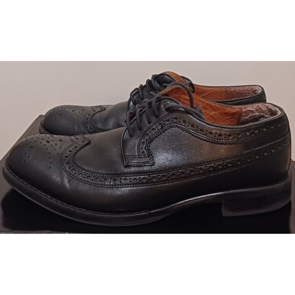 Stafford (Oxford-Wingtip)-(Black)-(Size 9.5)-(Pre-owned)-(Decent Condition)-$25 - Picture 2 of 6